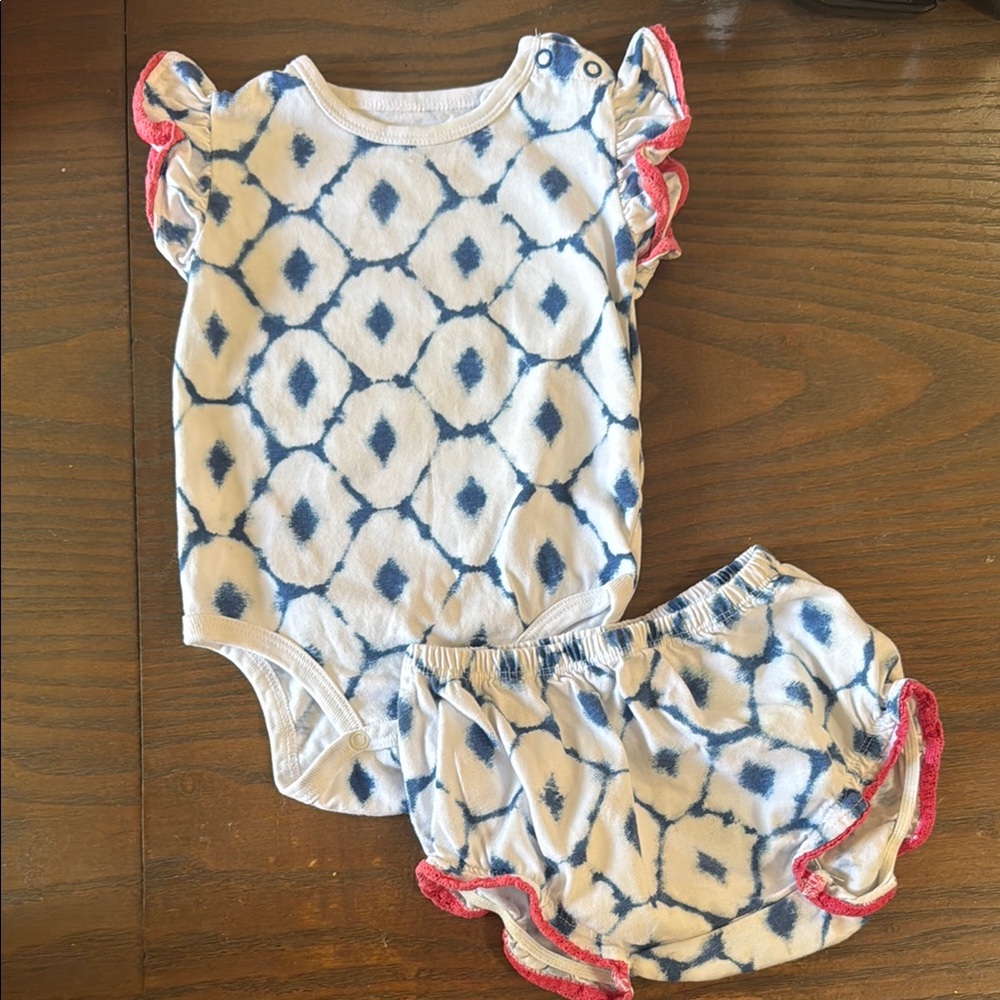 100% organic cotton Oliver & Rain Romper Set
